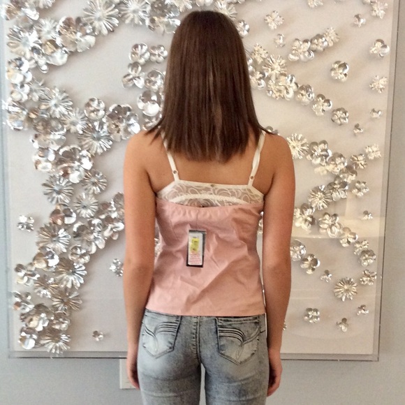 NWT BCBG MaxAzria pink halter top size S - Picture 4 of 4